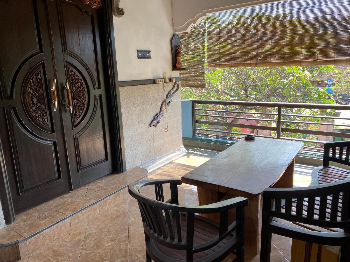 Kayuna Homestay Padangbai  Extérieur photo