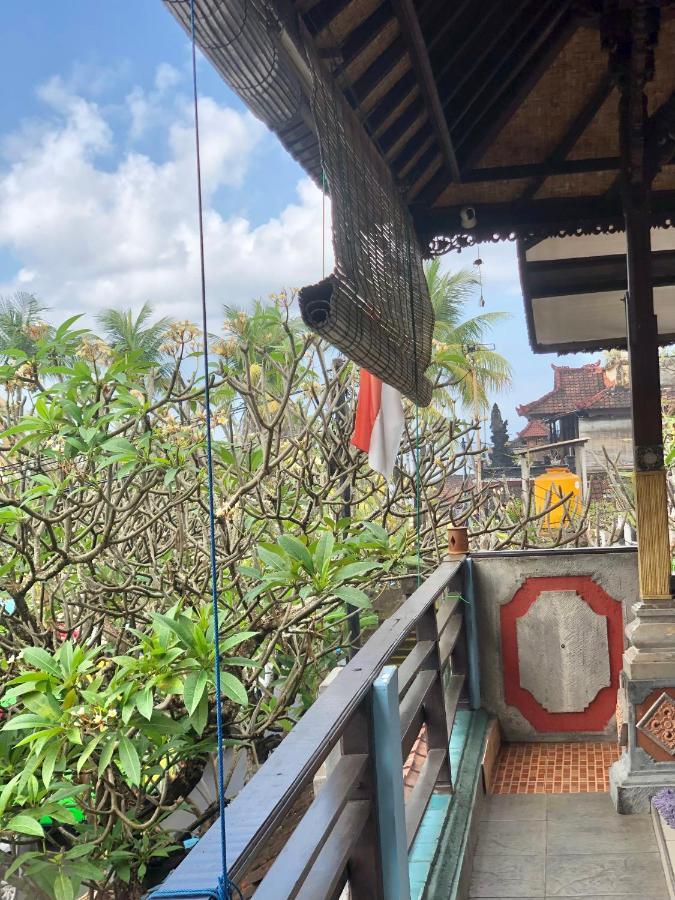 Kayuna Homestay Padangbai  Extérieur photo
