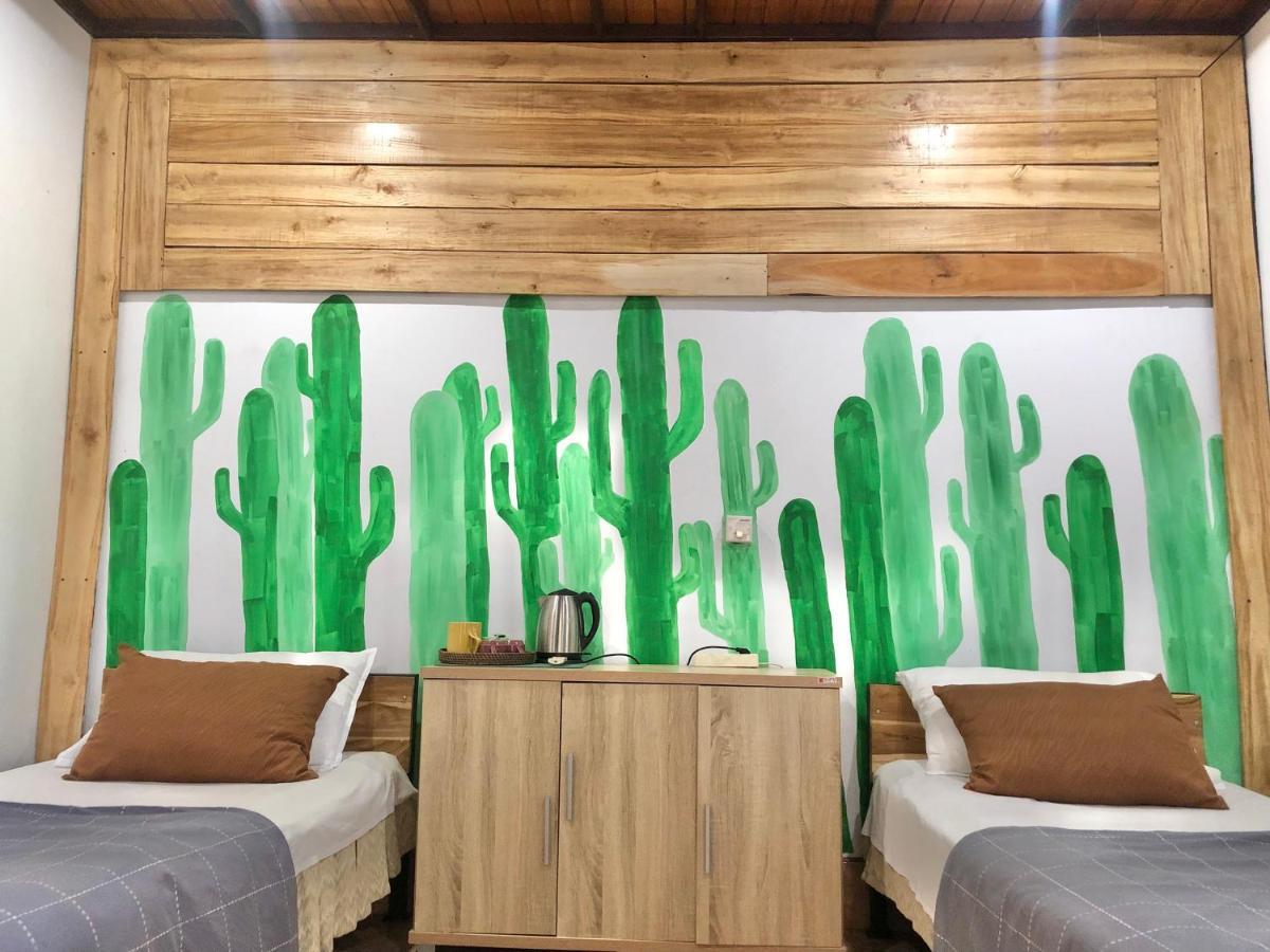 Kayuna Homestay Padangbai  Extérieur photo